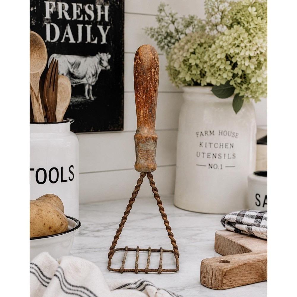 Antique Primitive Potato Masher 10.5" Wood Handle Twisted Wire Farmhouse Kitchen